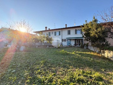 Villa plurifamiliare via Mandolossa 58, Piazza, Gussago