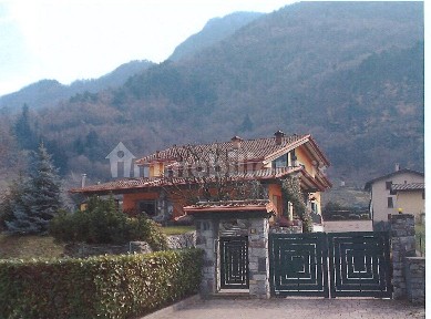 Villa all'asta via Saletti 14, Esine