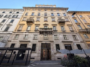 Quadrilocale via Solferino 27, Moscova, Milano