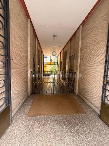 Trilocale via Carmine Modestino 1, Solari, Milano