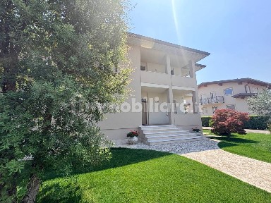 Villa unifamiliare via San Bernardino, San Bernardino, Montichiari