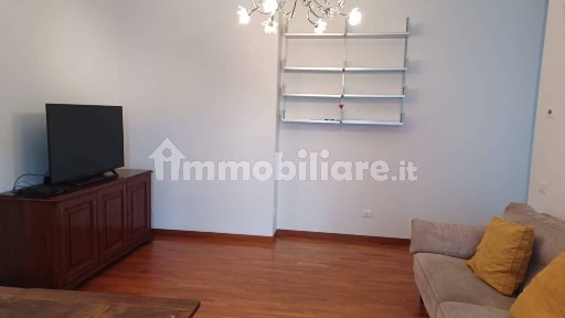 Trilocale via Pietro Custodi 3, Corso San Gottardo, Milano