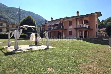 Villa unifamiliare via F. Petrarca, Centro, Sarezzo