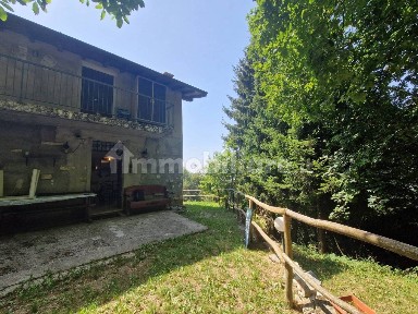 Villa unifamiliare via Silviane, Brione