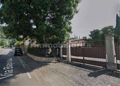 Villa all'asta via Biagio Marini, 16/18/20, Brescia