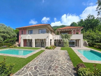 Villa unifamiliare via Conche, Centro, Concesio