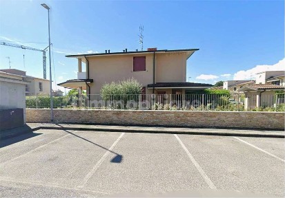 Villa all'asta via Francia, Snc, Desenzano del Garda