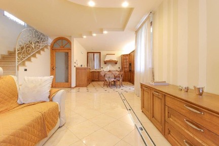 Villa unifamiliare via Sandro Pertini, Vestone