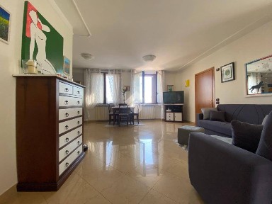 Appartamento in villa via Cavour 22, Centro, Orzinuovi