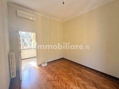 Trilocale via Giosuè Carducci 12, Sant'Ambrogio, Milano
