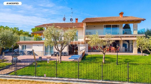 Villa unifamiliare via delle rose 9, Lido, Manerba del Garda