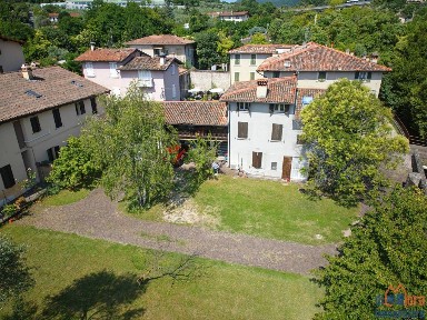 Villa unifamiliare via Ponte Vecchio 5, Centro, Salò