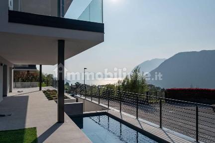 Villa unifamiliare via Alcide De Gasperi, Sale Marasino