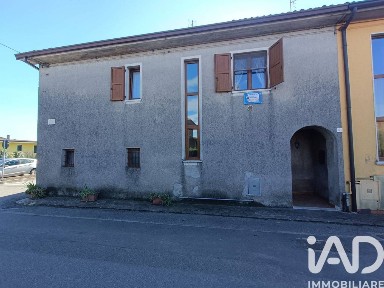 Villa unifamiliare via Tezze, Molinetto, Mazzano