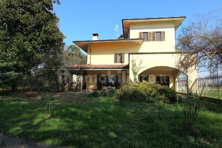 Villa unifamiliare, buono stato, 990 m², Chiari