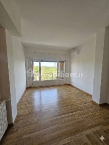 Trilocale via Legnano, Moscova, Milano
