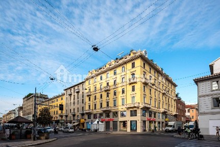 Quadrilocale via San Gregorio 1, Buenos Aires, Milano