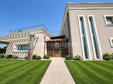 Villa unifamiliare via Italo Calvino, Mairano