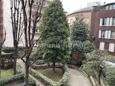 Trilocale via Crocefisso 8, Carrobbio, Milano