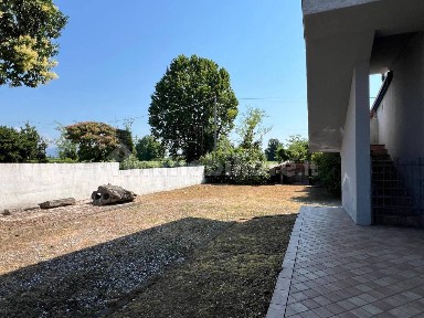 Appartamento in villa via Isonzo 22, Porzano, Leno