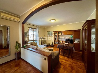 Cazzago San Martino, Piazza Cardinale Lodovico Calini, 3