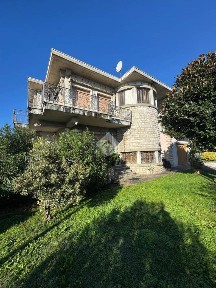 Villa unifamiliare via Leonardo Da Vinci 69, Rezzato