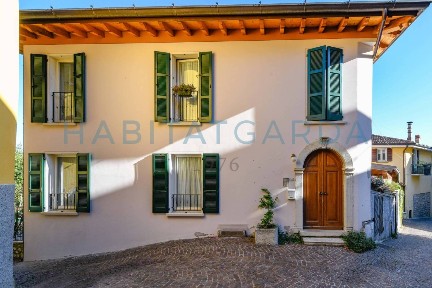 Villa unifamiliare via del gurlo 16, Centro, Gardone Riviera