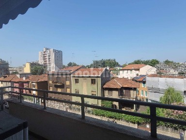 Bilocale via Torquato Taramelli 70, Maggiolina, Milano