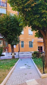 Bilocale via Lorenteggio 209, Giambellino, Milano