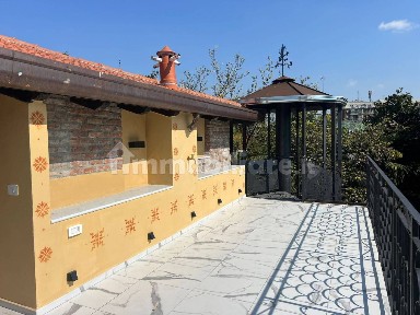 Trilocale piazzale Brescia 10, De Angeli, Milano