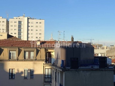 Appartamento buono stato, quinto piano, Guastalla, Milano