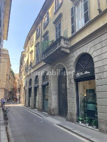 Appartamento piazzetta Maurilio Bossi 4, Scala - Manzoni, Milano