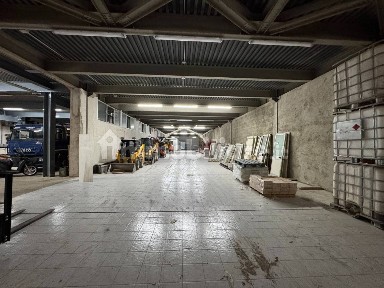 Magazzino - Deposito in Affitto