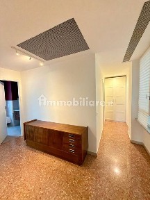 Trilocale via Dalmazia 161, Umbertina - Madonnella, Bari