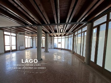 Laboratorio in Affitto