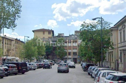Firenze, Porta al Prato - San Jacopino, Via Enrico Petrella