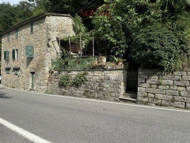 Terratetto plurifamiliare 137 m², buono stato, Marradi