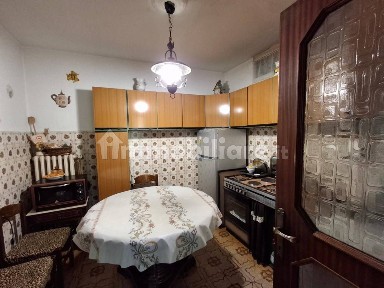 Terratetto unifamiliare 170 m², buono stato, Centro, Vinci