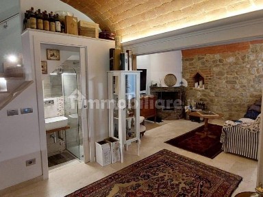 Terratetto unifamiliare 140 m², ottimo stato, Capraia, Capraia e Limite