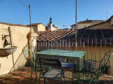 Attico ottimo stato, 100 m², Piazza della Repubblica, Firenze