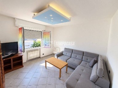 Appartamento in villa via Antonio Labriola 4, Abbiategrasso