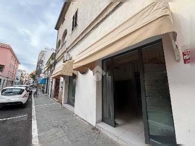 Pescara, Piazza Salotto - Corso Umberto, Via C. Battisti, 122