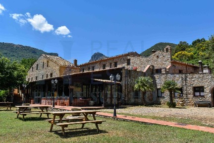 Casale Strada Provinciale delle Madonie, Castelbuono