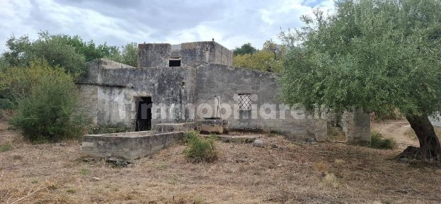 Rustico via Don Luigi Sturzo, Fondo Dominici, Carini