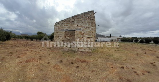 Rustico via Fondo Orsa, Orsa, Cinisi