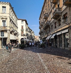 Bilocale via Umberto I, Prato della Valle - Pontecorvo, Padova