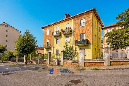 Trilocale viale Divisione Cuneense 45, Dogliani
