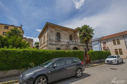 Villa unifamiliare via Remigio Piva 12, Centro Storico, Rovigo