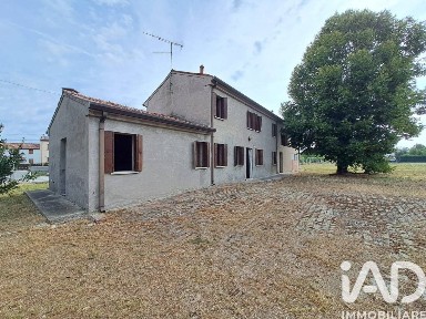 Villa unifamiliare via Volturno, Rovigo Est, Rovigo