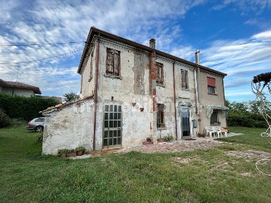 Ariano nel Polesine, Via Romea, 330